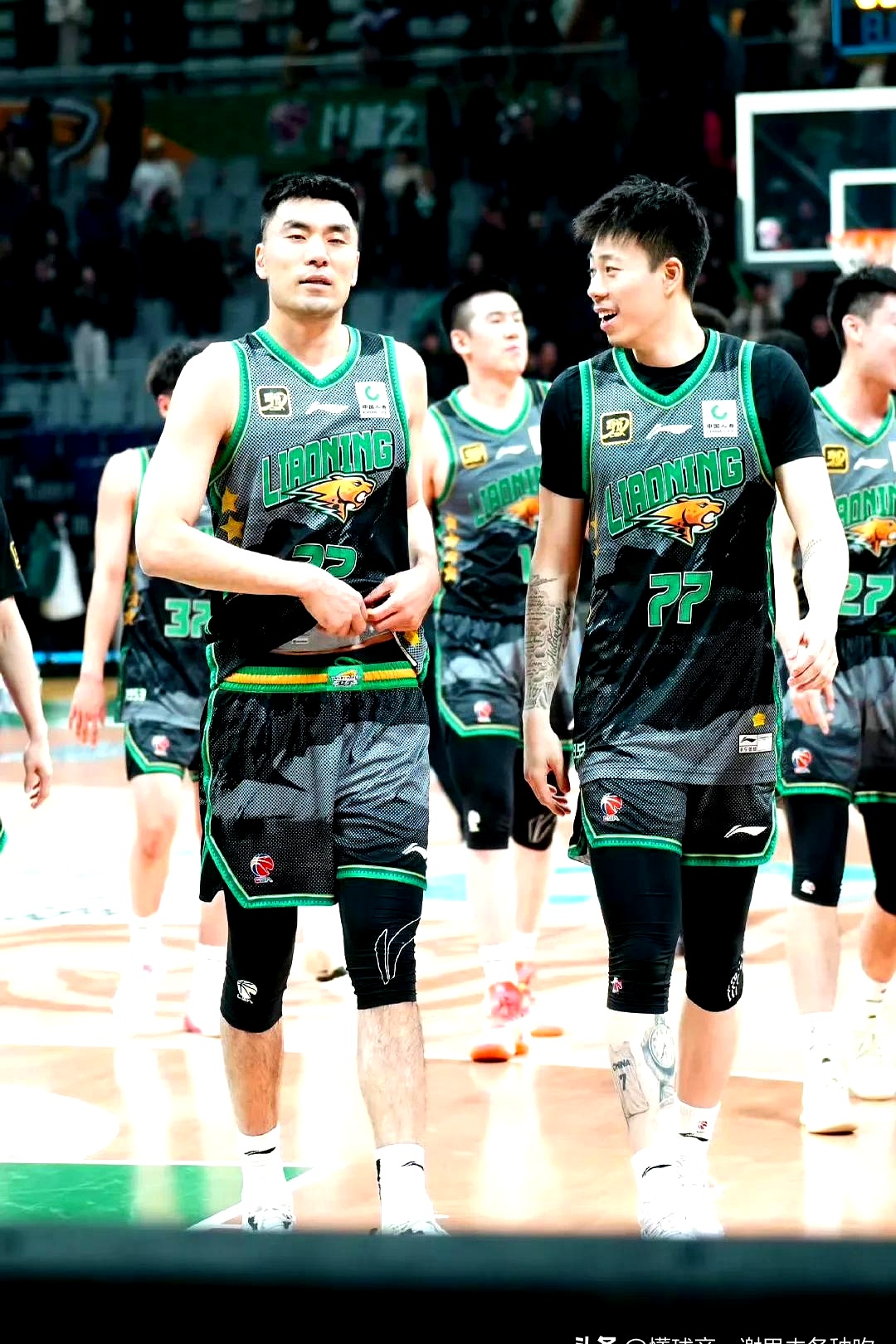 广东宏远训练开放日,冲刺阶段队长鼓劲引欢呼,意甲在即,资深球员宣示担当的简单介绍 广东宏远训练开放日,冲刺阶段队长鼓劲引欢呼,意甲在即,资深球员宣示担当的简单介绍